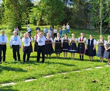 Kultúra / Stavanie mája na 1. mája