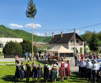 Kultúra / Stavanie mája na 1. mája