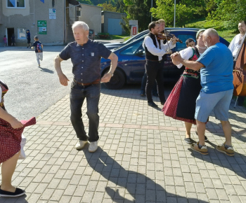 Kultúra / Stavanie mája na 1. mája