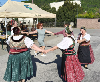 Kultúra / Stavanie mája na 1. mája